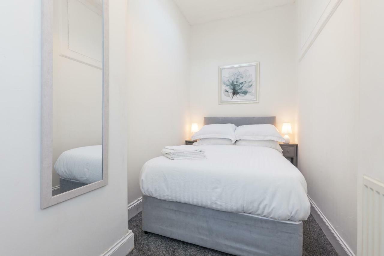 The Edinburgh City - Top Floor 2 Bedroom Apartment Dış mekan fotoğraf